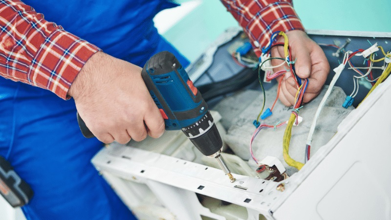 Serdivan Siemens Siemens çamaşır makinesi kart tamiri – Su almama arızası orijinal parça ile giderildi. - Teknik servis örneği